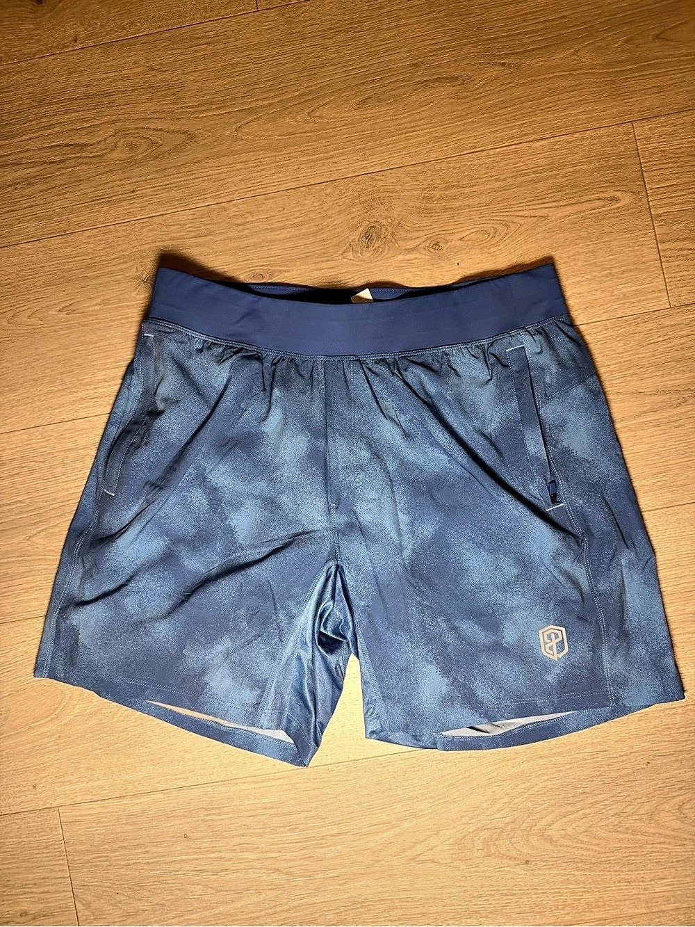 Born Primitive Lined Men's Abstract Athletic Shorts Size Large Like New